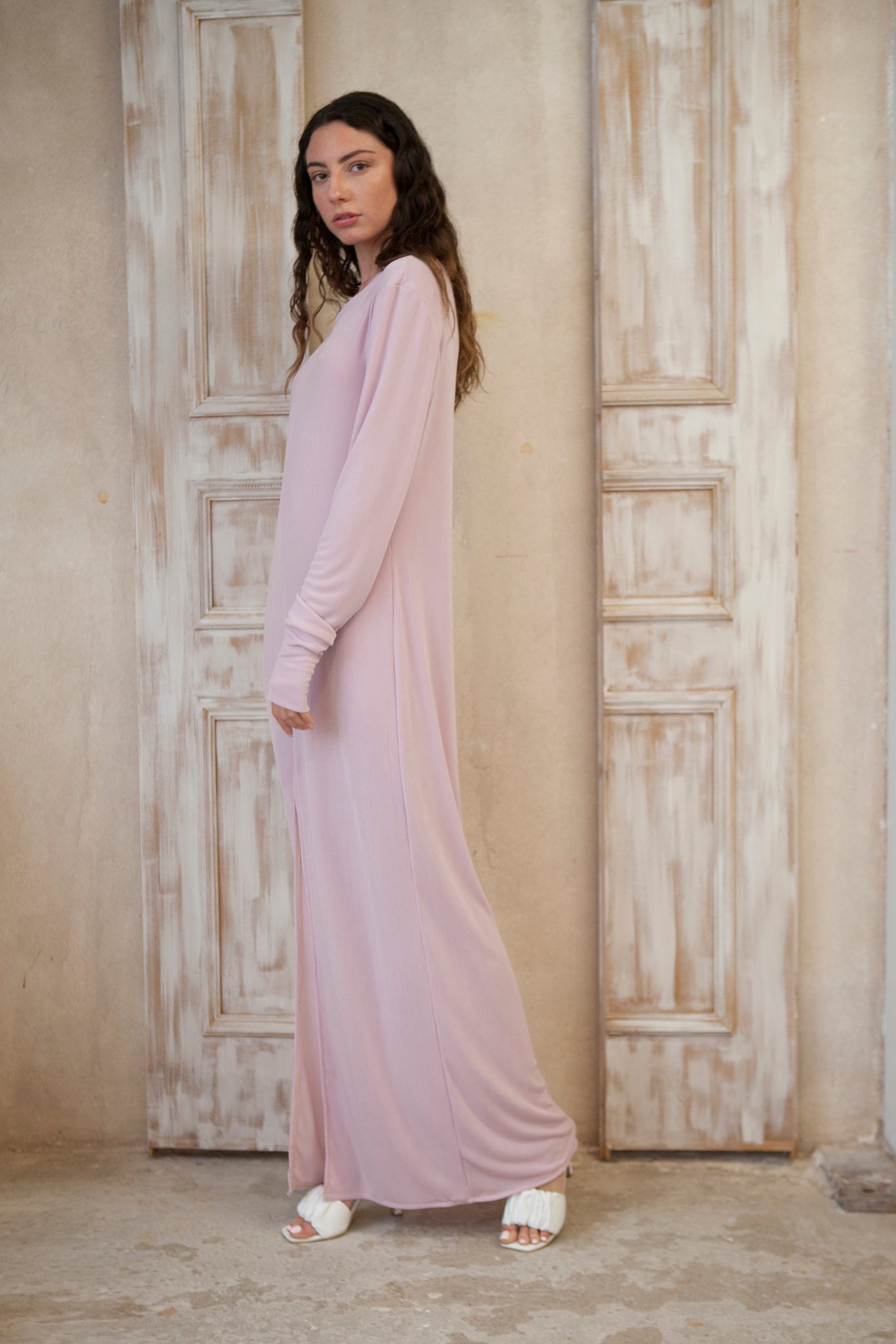 Pink C neck and front slit maxi dress in straight line