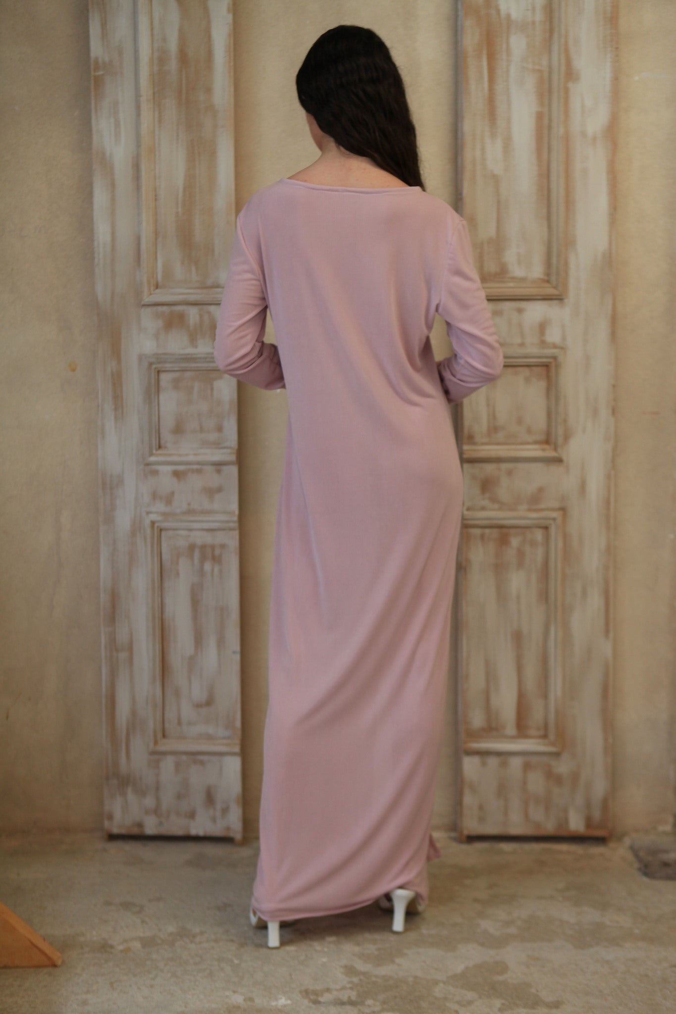 Pink C neck and front slit maxi dress in straight line